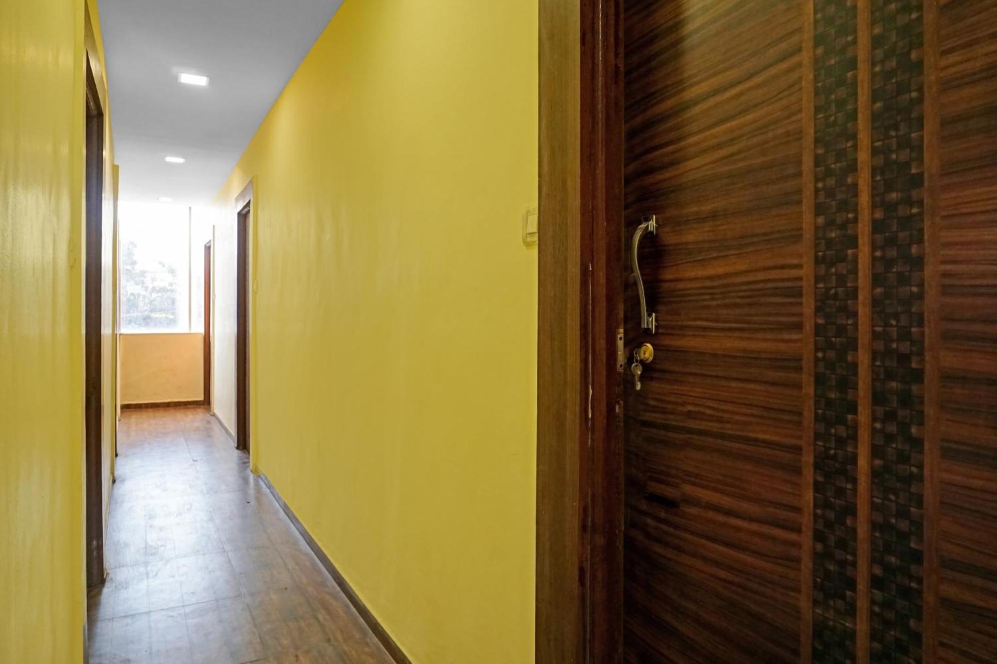 Hotel O 24K Inn Mundhwa Exterior photo